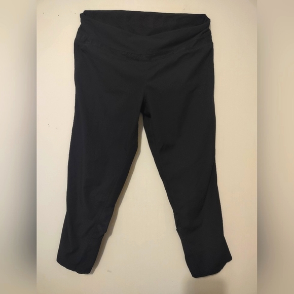 Tangerine Black Capri Performance Leggings Cutout Design & Zipper Pocket Size S - Picture 1 of 6